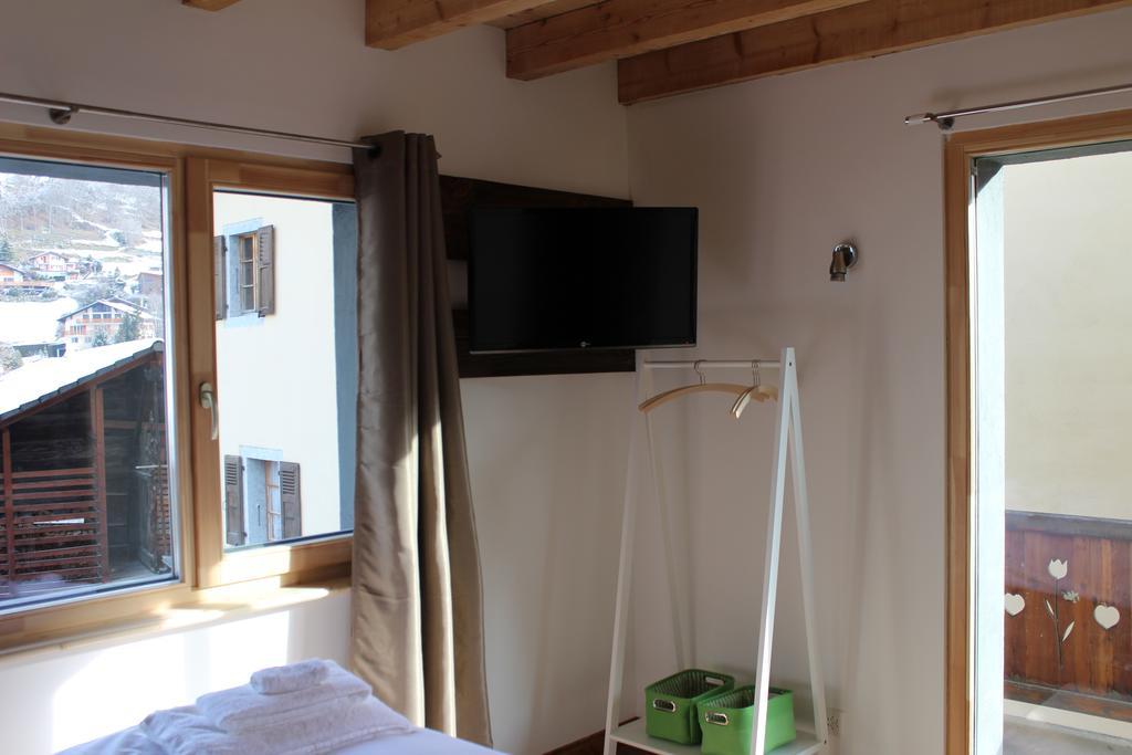 B&B La Baraque Le Châble Rom bilde